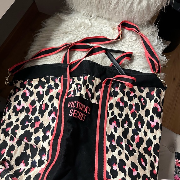 Victoria's Secret Leopard Print Tote - Picture 3 of 4